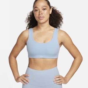 Nike Womens sz small Alate All U Light Support Lined Ribbed Sports Bra in Blue